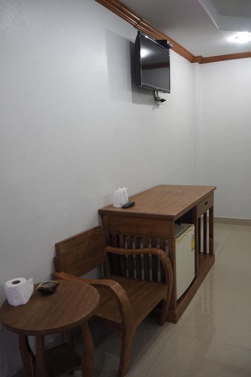 Phanom Sarakham Rimmueng Resort מראה חיצוני תמונה